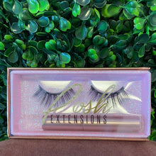 Load image into Gallery viewer, Magnetic Lashes
